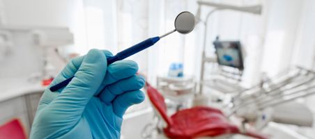 Clínica Dental Dr. David Morales instrumento odontologico